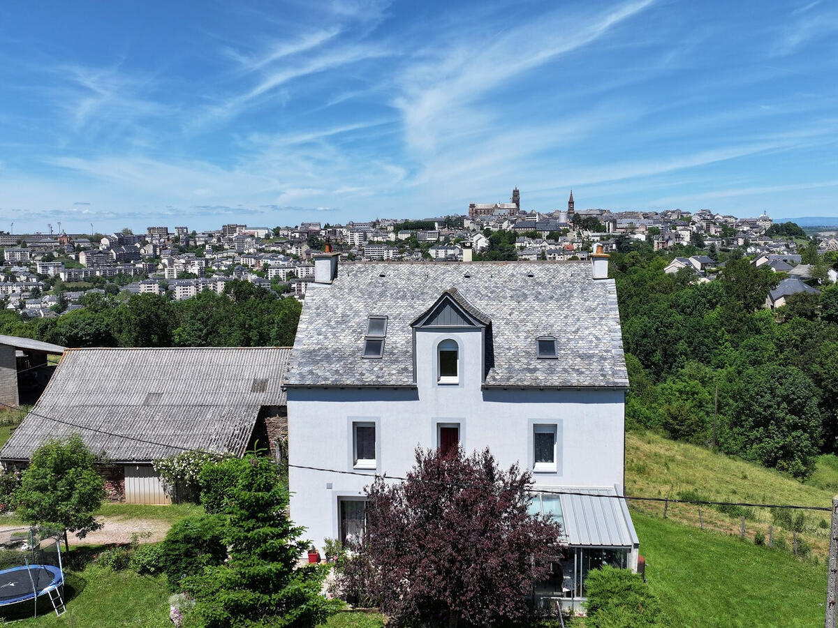 Unusual property Rodez