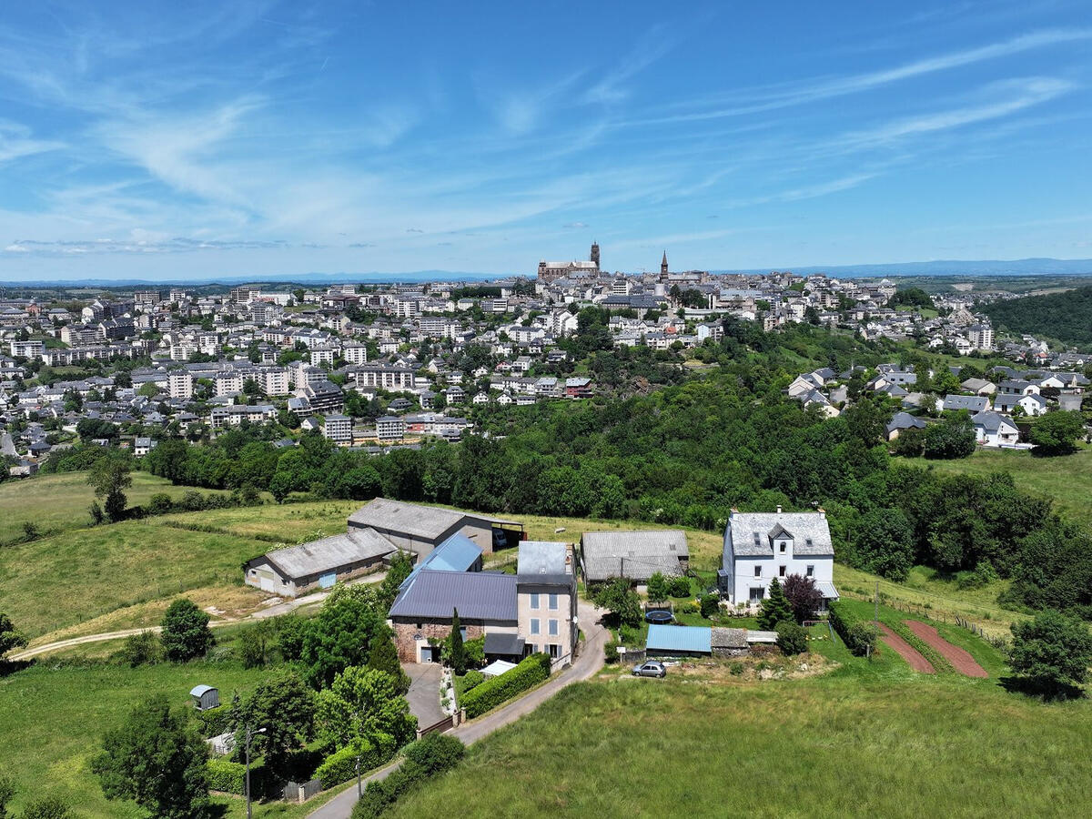 Unusual property Rodez