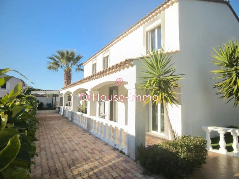 Villa Rognac - 4 chambres - 180m²