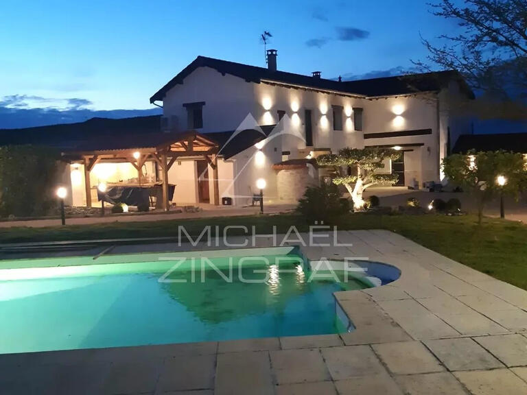 Property Romanèche-Thorins - 4 bedrooms - 230m²