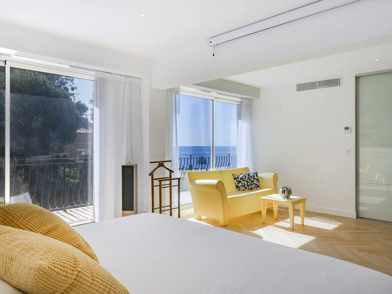 Apartment Roquebrune-Cap-Martin - 4 bedrooms - 152m²