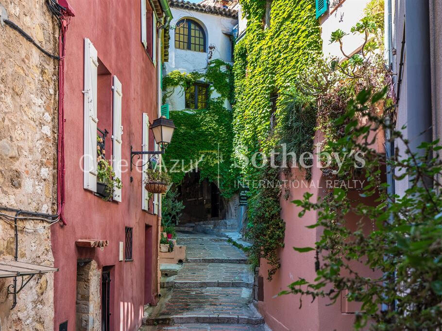 House Roquebrune-Cap-Martin