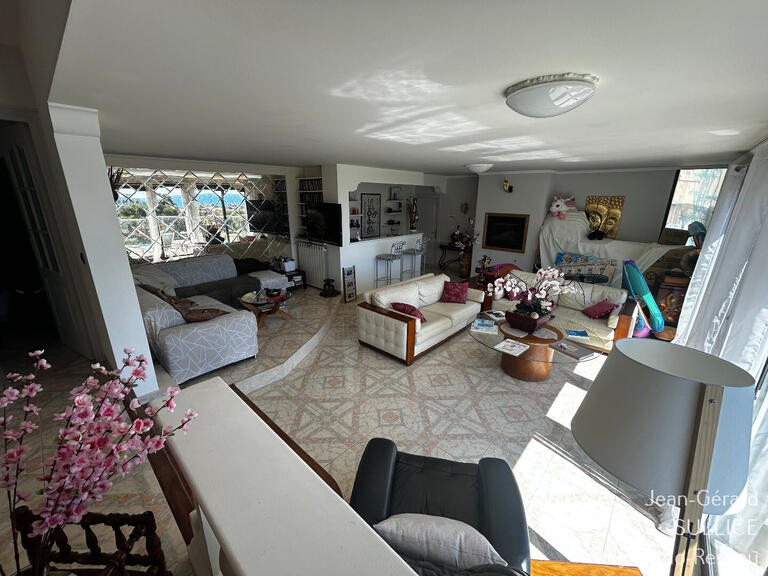 Maison Roquebrune-Cap-Martin - 3 chambres - 185m²