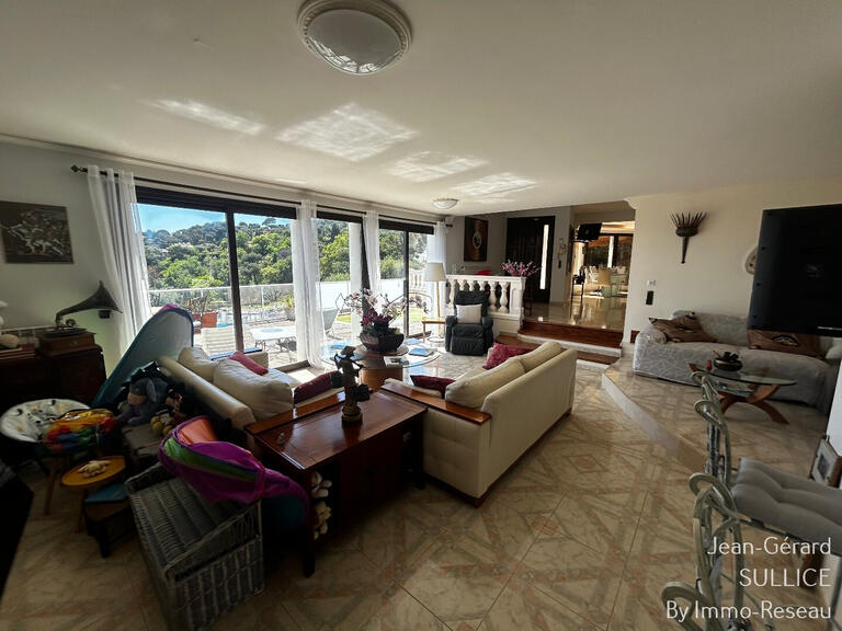 Maison Roquebrune-Cap-Martin - 3 chambres - 180m²