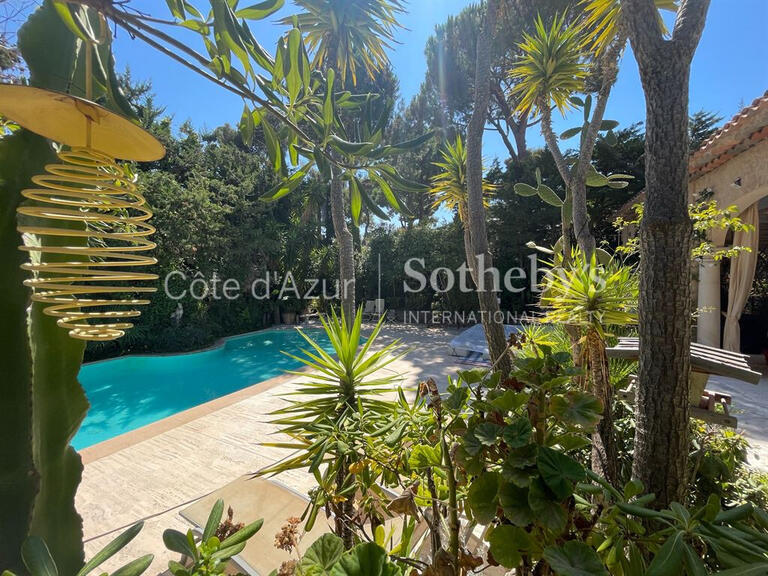 Maison Roquebrune-Cap-Martin - 4 chambres - 368m²