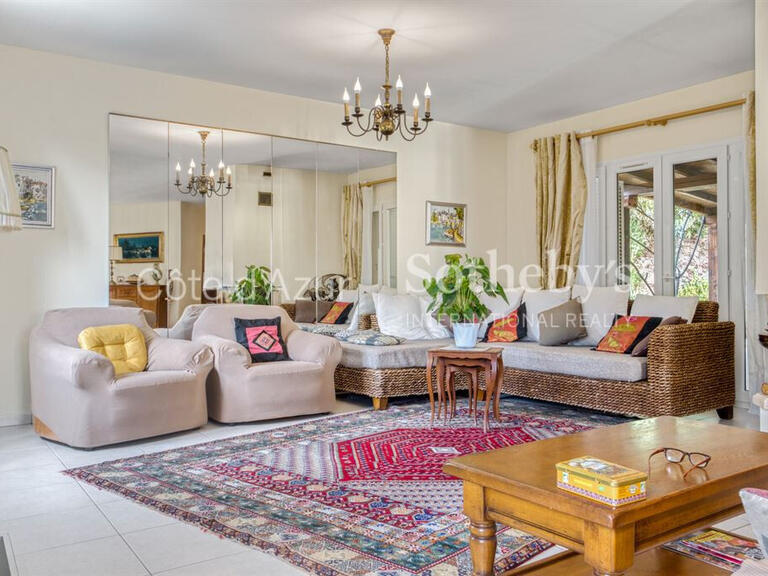 Maison Roquebrune-Cap-Martin - 3 chambres - 180m²