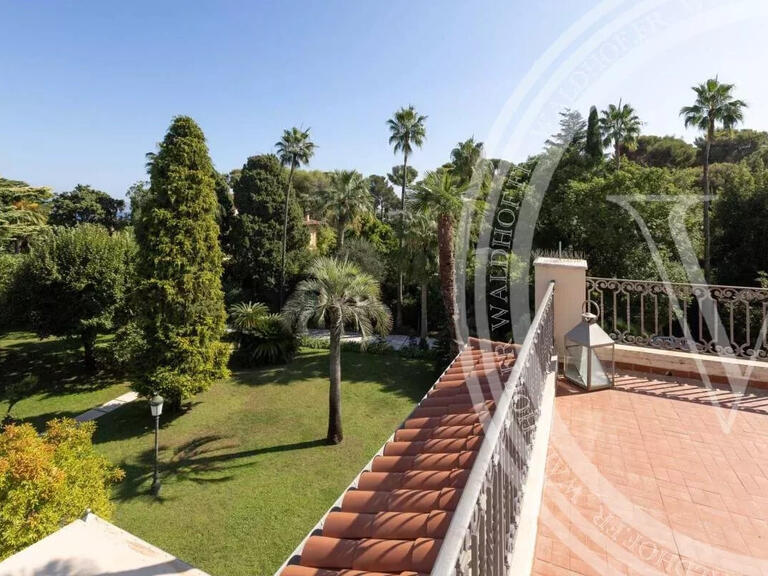 Propriété Roquebrune-Cap-Martin - 10 chambres - 748m²