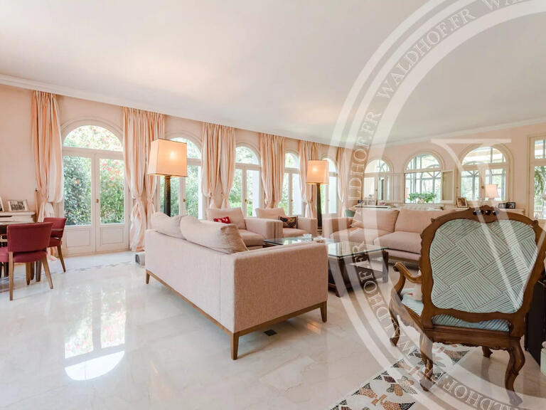 Propriété Roquebrune-Cap-Martin - 10 chambres - 748m²