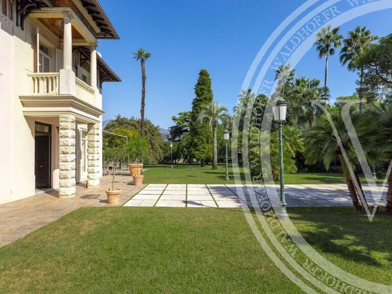 Propriété Roquebrune-Cap-Martin - 10 chambres - 748m²