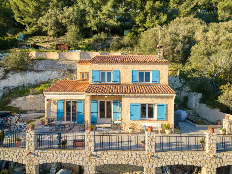 Villa Roquebrune-Cap-Martin - 4 chambres - 122m²