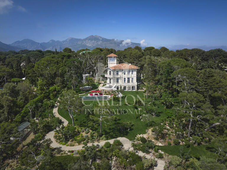 Villa Roquebrune-Cap-Martin - 8 bedrooms - 800m²