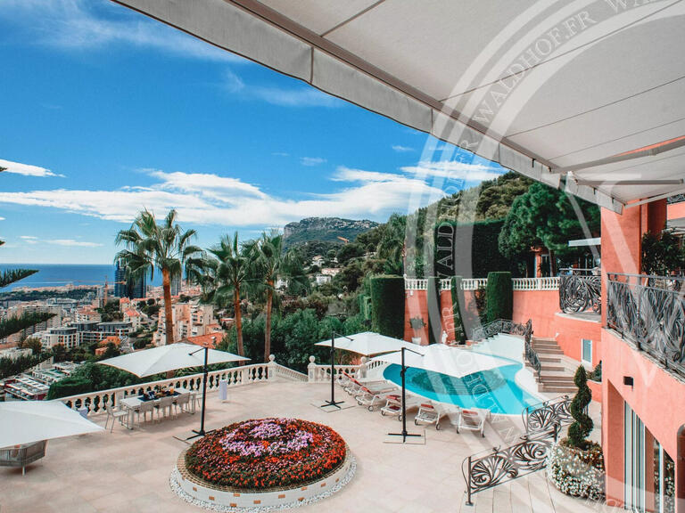 Villa Roquebrune-Cap-Martin - 5 chambres - 3800m²