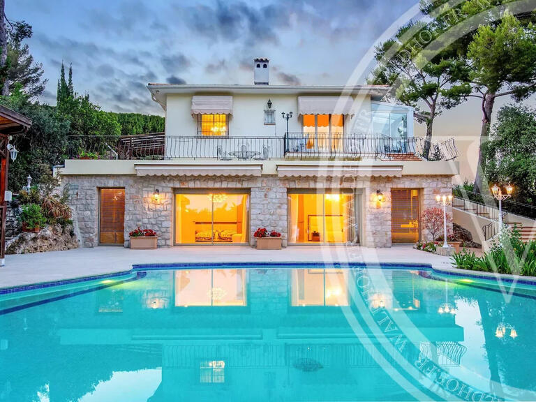 Villa Roquebrune-Cap-Martin - 4 bedrooms - 256m²