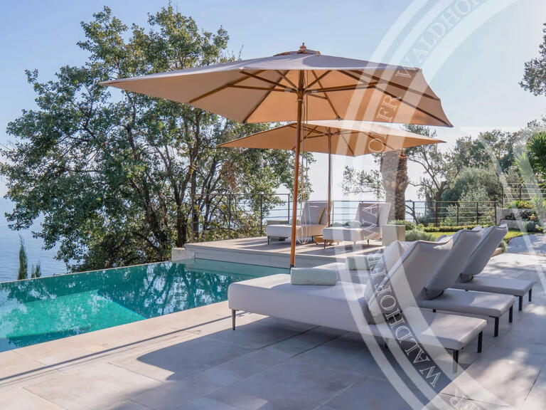 Villa Roquebrune-Cap-Martin - 5 bedrooms - 300m²