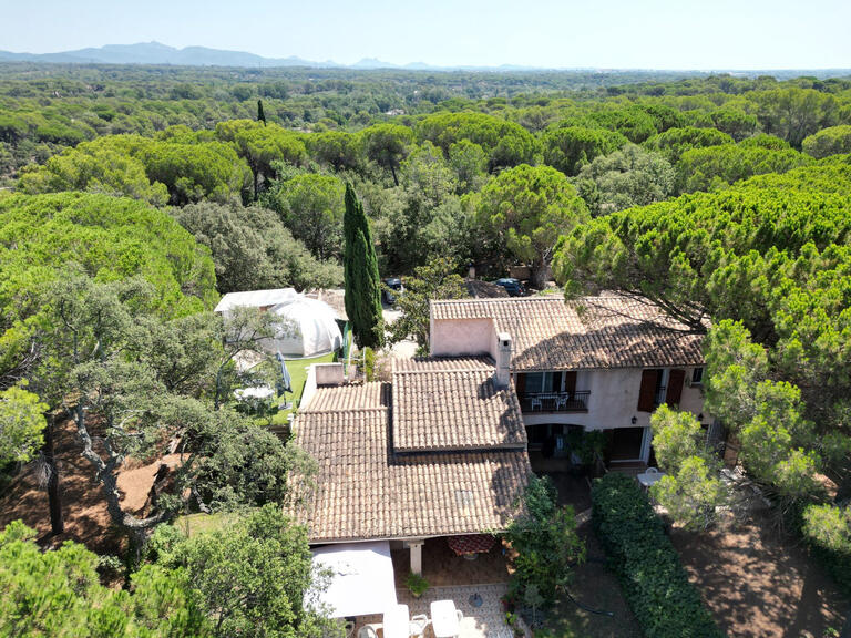 Maison Roquebrune-sur-Argens - 300m²