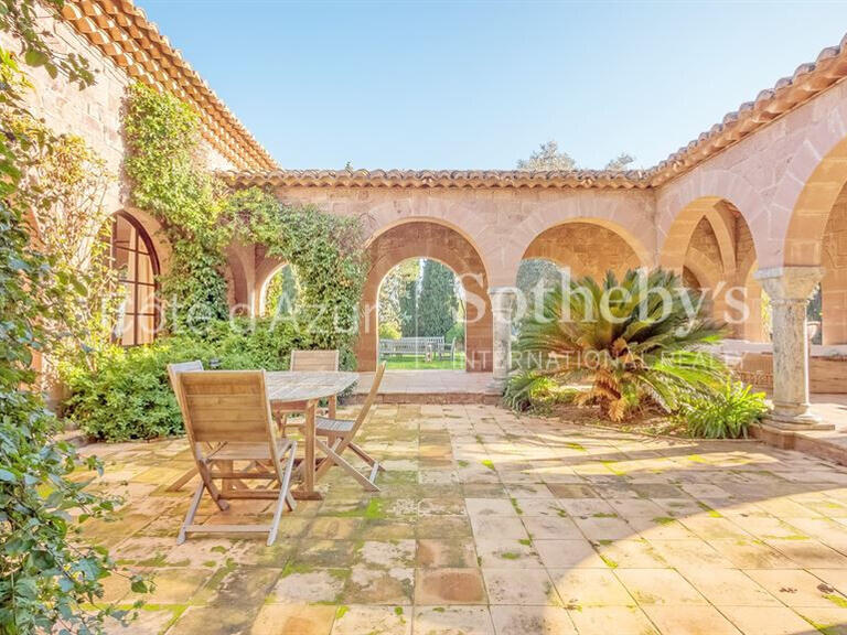 House Roquebrune-sur-Argens - 8 bedrooms - 391m²