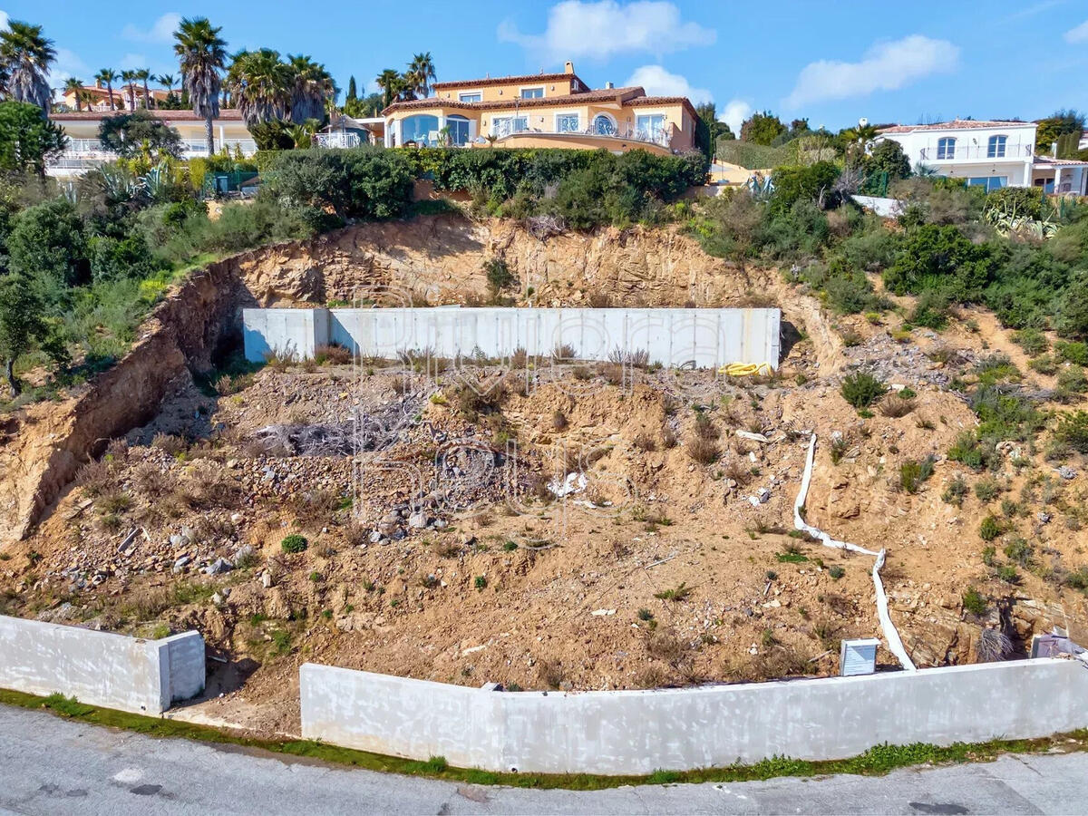 Terrain Roquebrune-sur-Argens