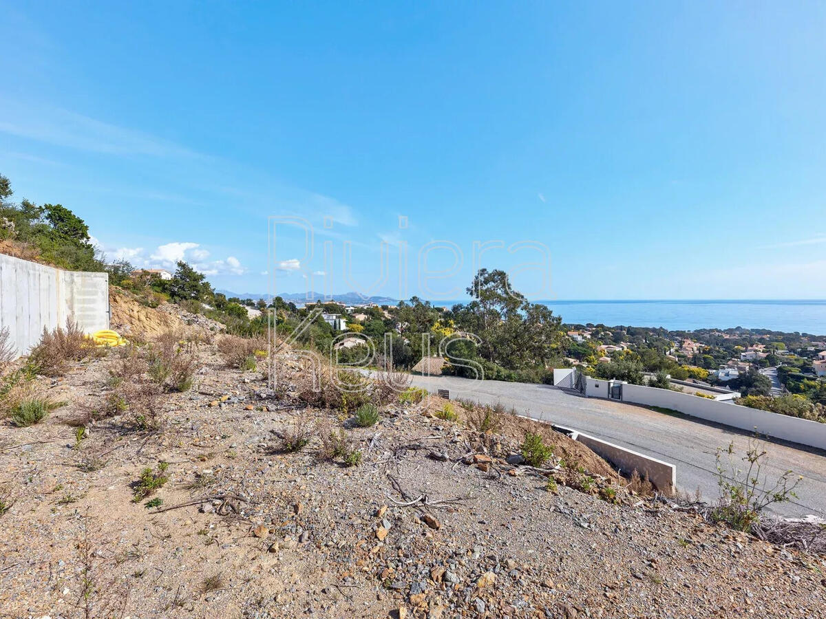 Terrain Roquebrune-sur-Argens