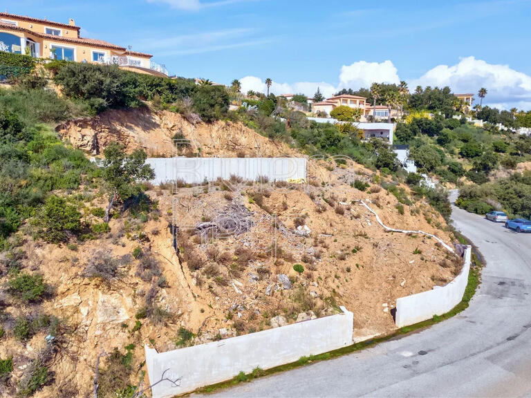 Land Roquebrune-sur-Argens - 923m²