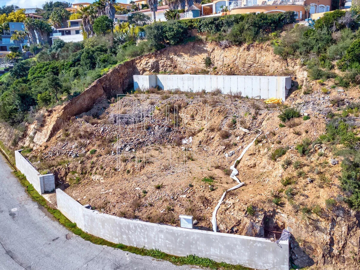 Terrain Roquebrune-sur-Argens