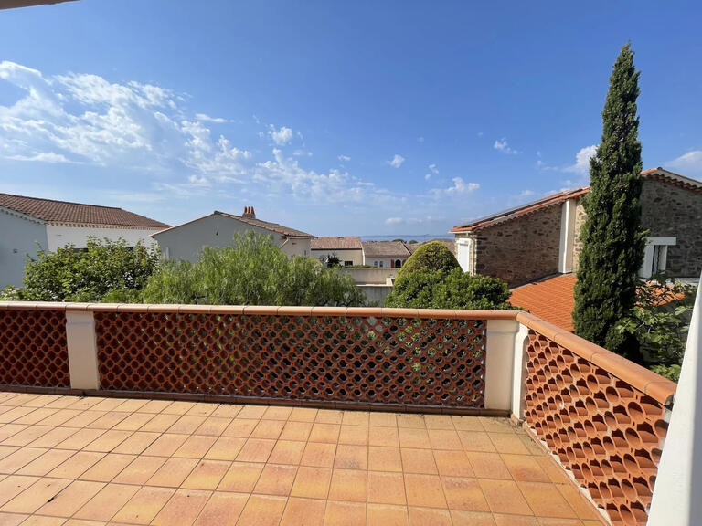 Villa Roquebrune-sur-Argens - 4 bedrooms - 180m²