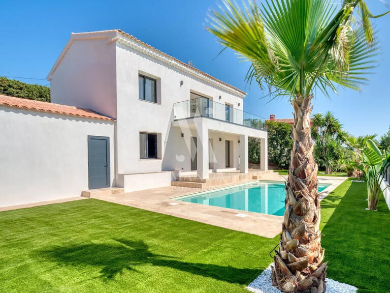 Villa with Sea view Roquebrune-sur-Argens - 4 bedrooms - 154m²