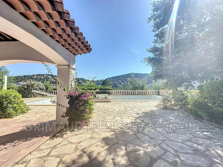 Villa Roquebrune-sur-Argens - 5 bedrooms - 151m²