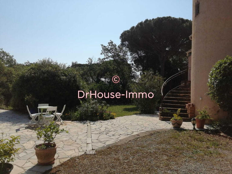 Villa Roquebrune-sur-Argens - 8 bedrooms - 398m²