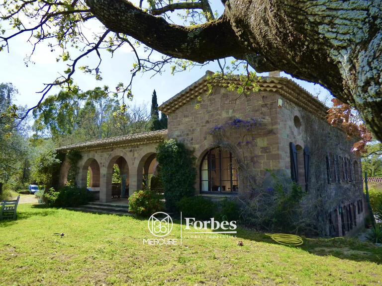 Villa Roquebrune-sur-Argens - 8 chambres - 280m²