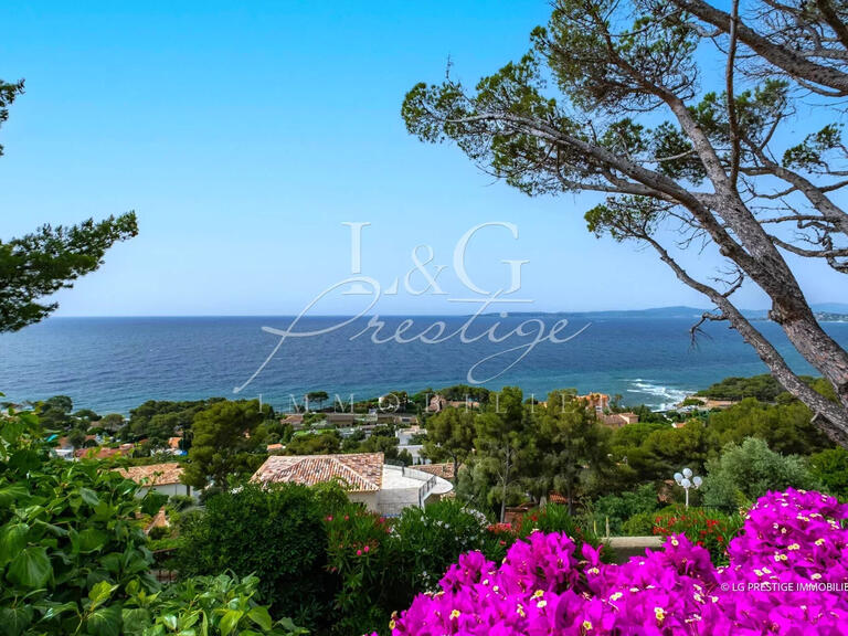 Villa Roquebrune-sur-Argens - 5 chambres - 350m²