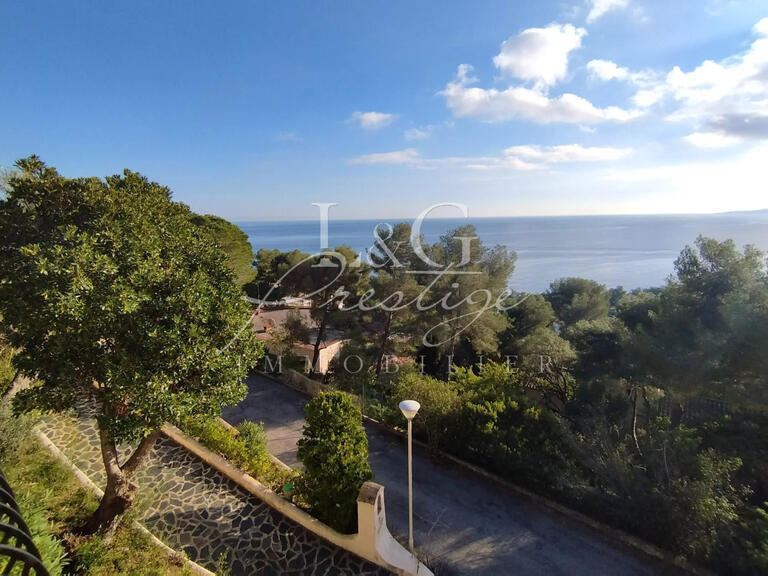 Villa Roquebrune-sur-Argens - 5 bedrooms - 350m²