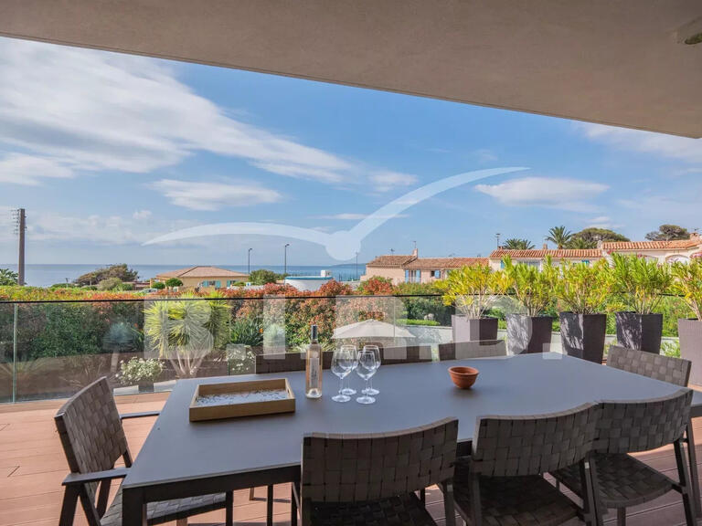 Villa Roquebrune-sur-Argens - 4 chambres - 230m²