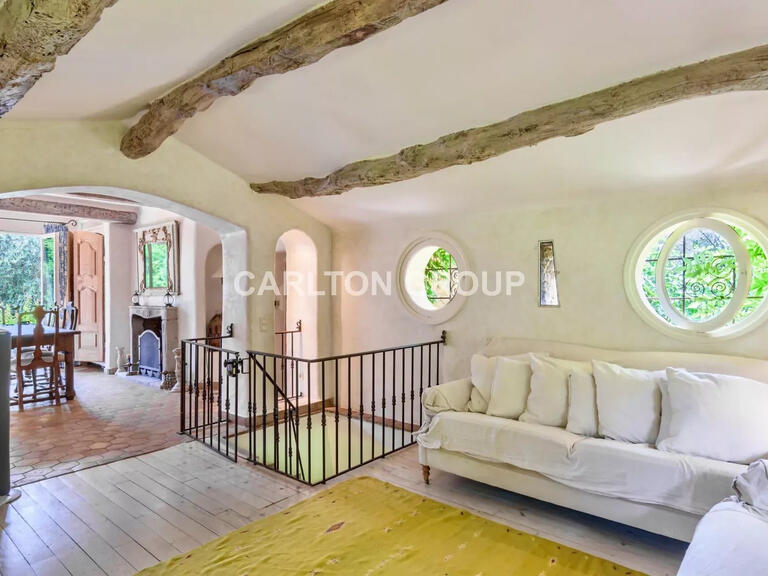 Maison Roquefort-les-Pins - 4 chambres - 250m²