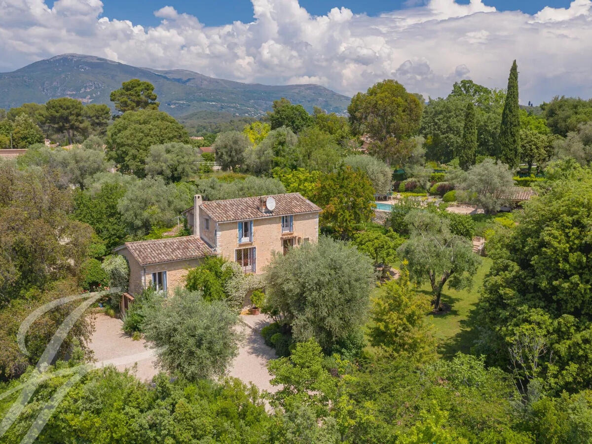 House Roquefort-les-Pins