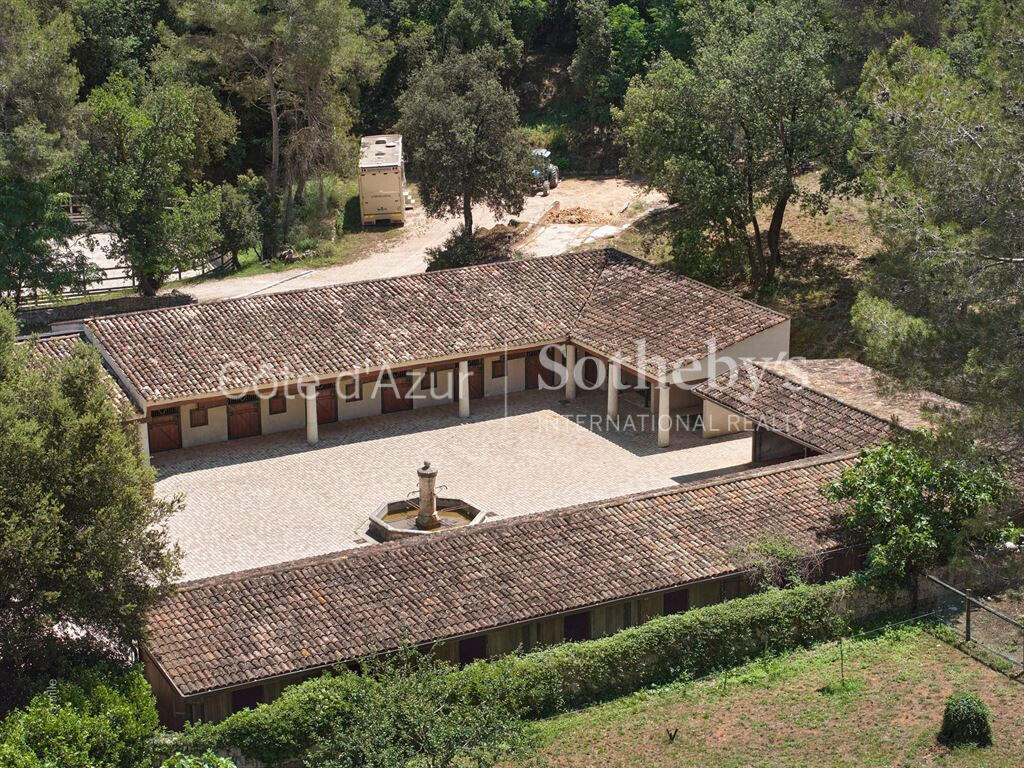 Equestrian property Roquefort-les-Pins