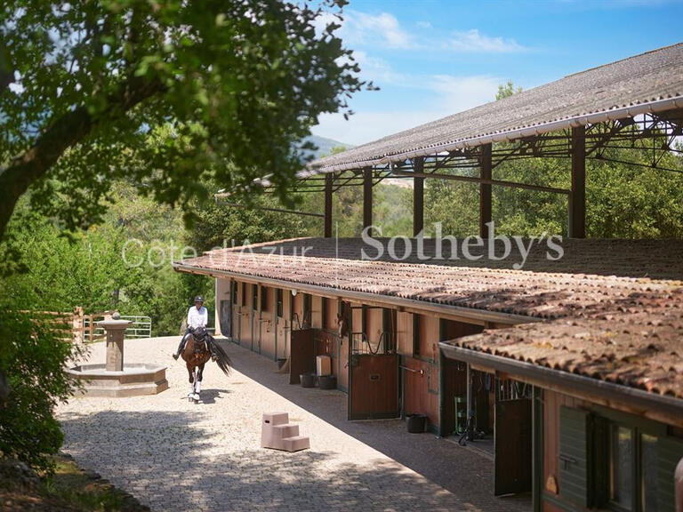 Sale Equestrian property Roquefort-les-Pins - 5 bedrooms