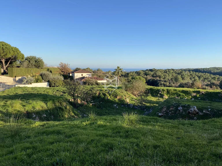 Terrain Roquefort-les-Pins - 4457m²