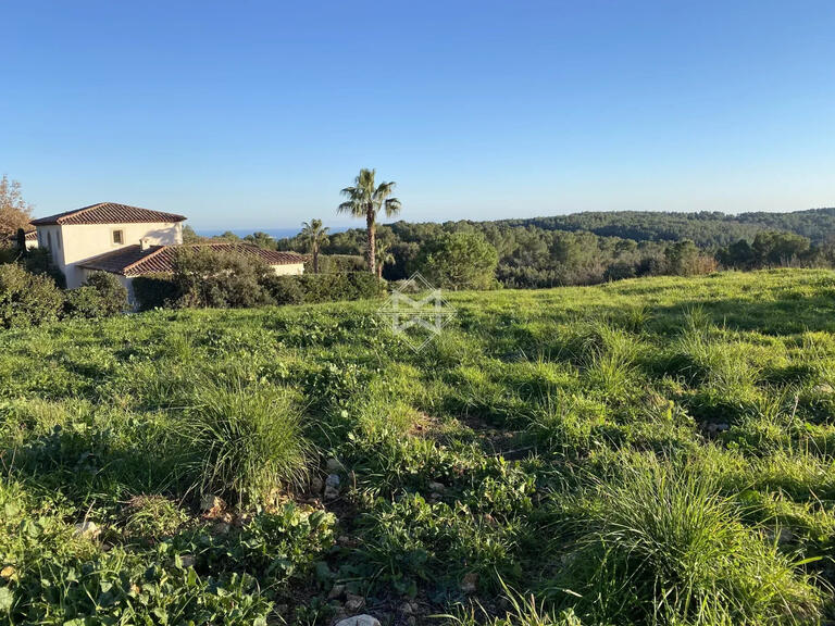 Terrain Roquefort-les-Pins - 4457m²