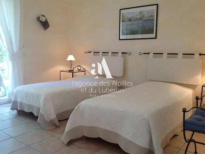 Maison Roussillon - 13 chambres - 340m²