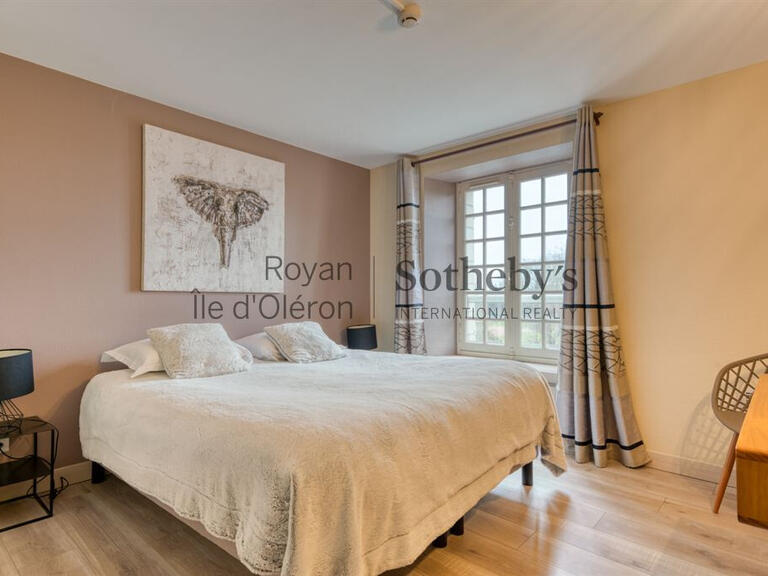 Maison Royan - 10 chambres - 693m²