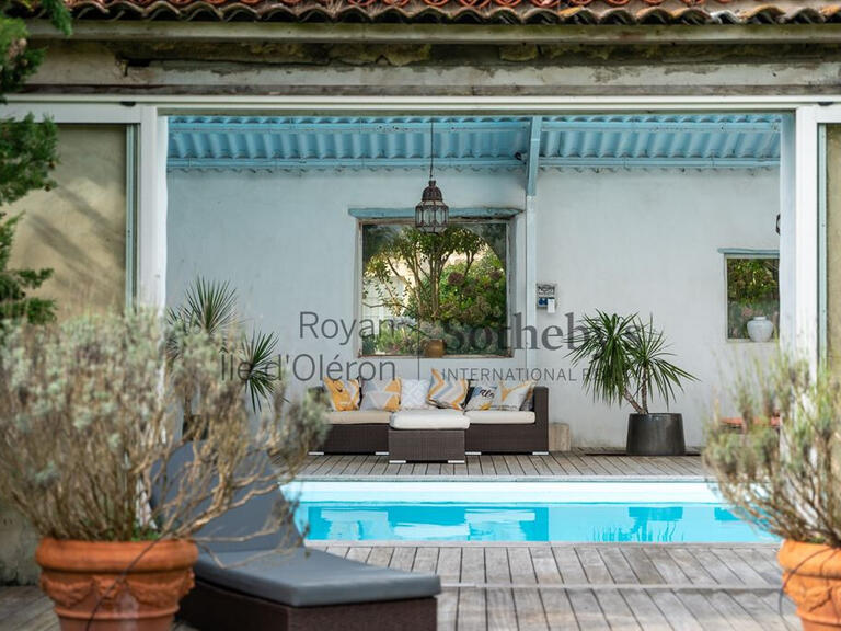 Property Royan - 9 bedrooms - 666m²