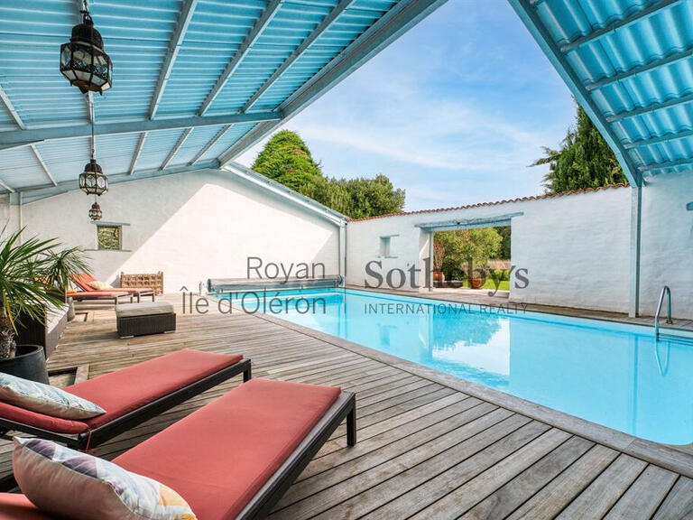 Property Royan - 9 bedrooms - 666m²