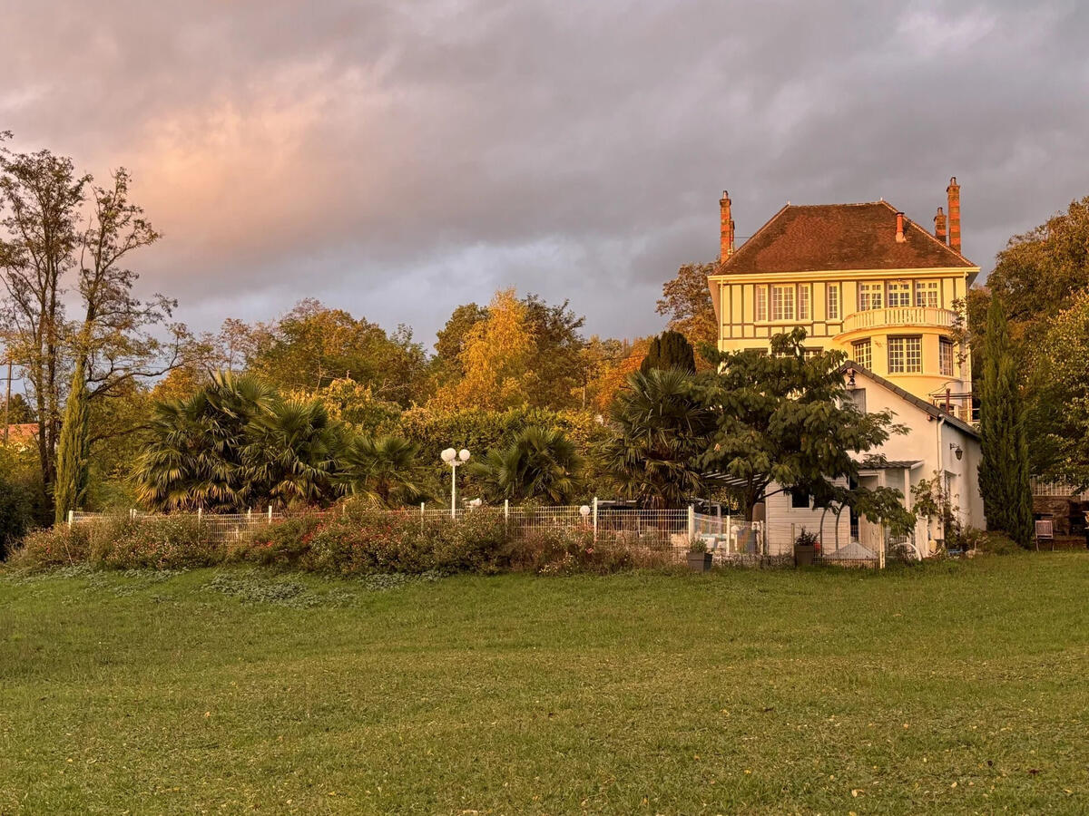 House Saint-Amand-Montrond