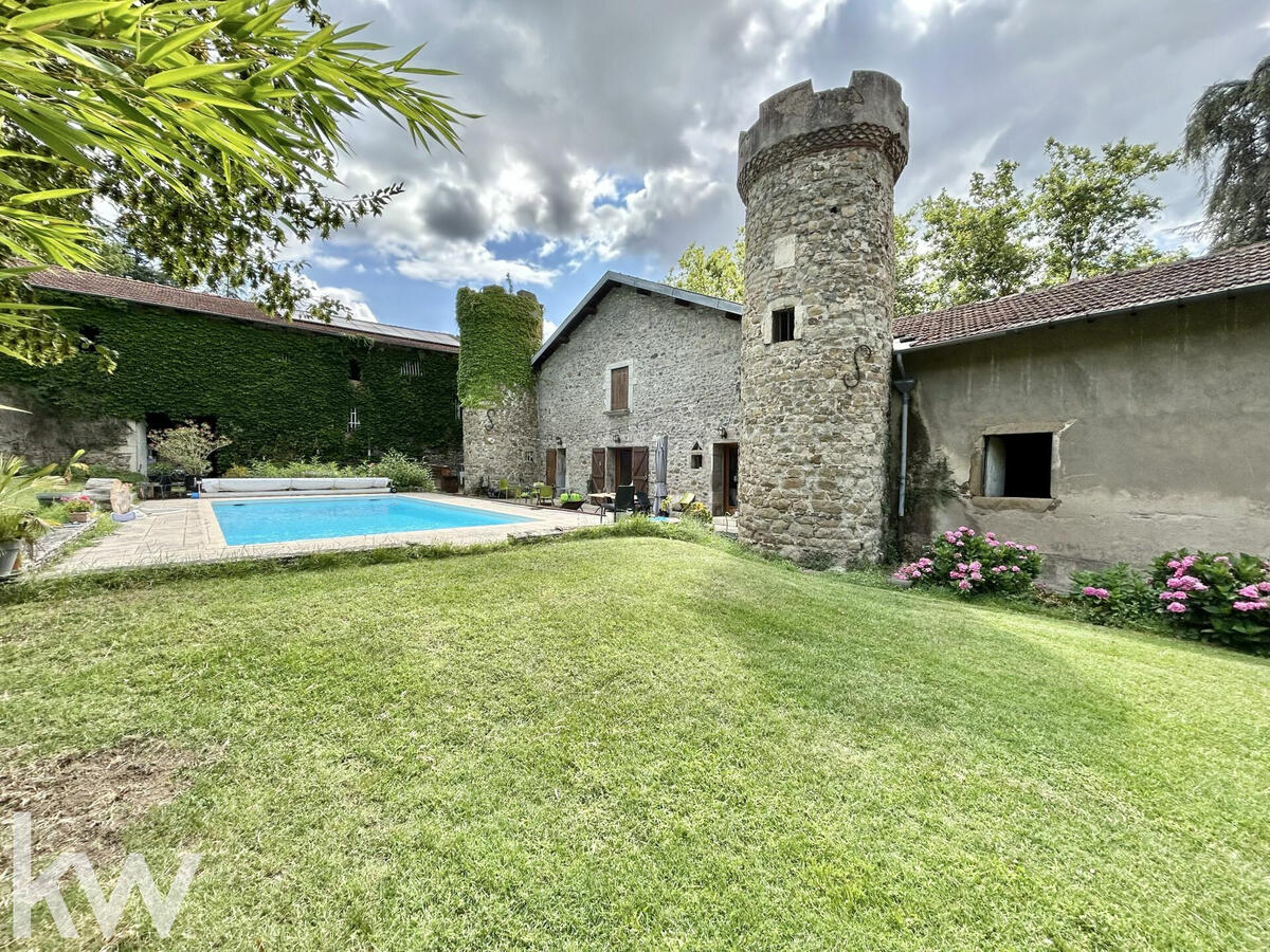 Castle Saint-Andéol-le-Château