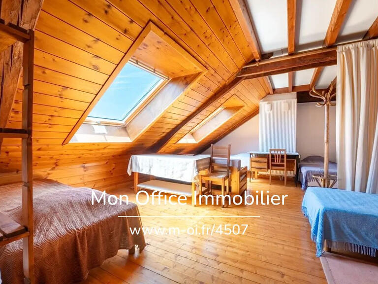 Maison Saint-André-d'Embrun - 5 chambres - 200m²