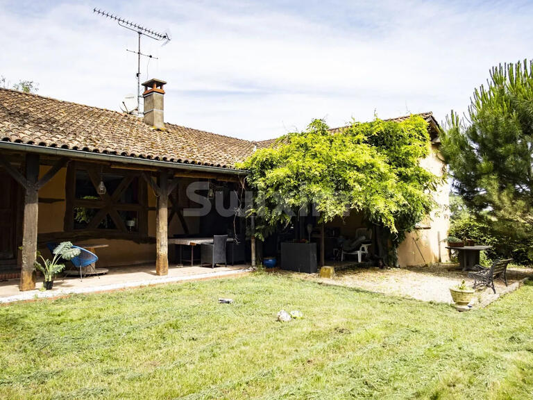 Equestrian property Saint-André-d'Huiriat - 4 bedrooms - 219m²