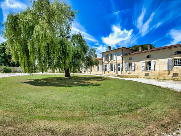 Villa Saint-André-de-Cubzac - 1300m²