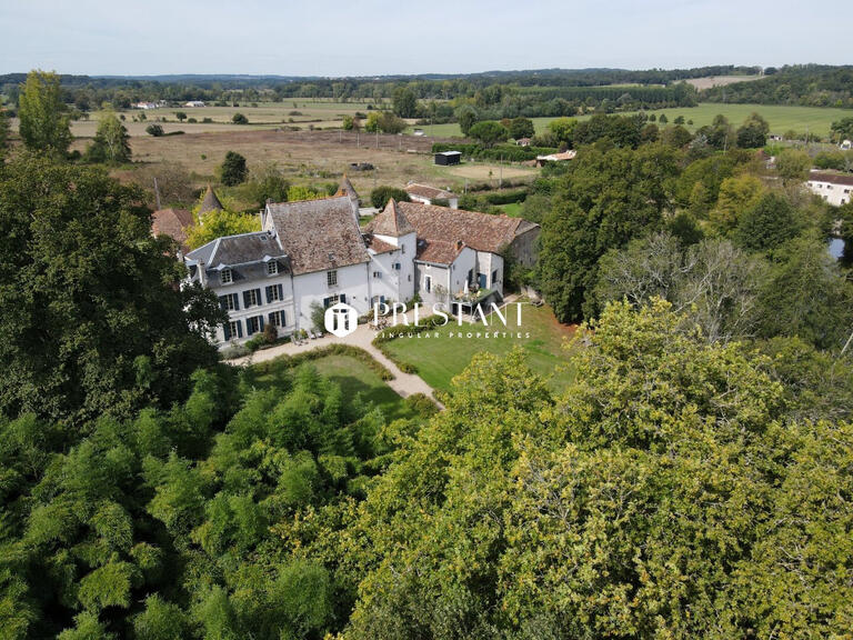 Property Saint-Aulaye - 8 bedrooms - 630m²