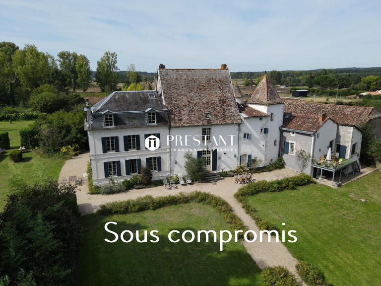 Property Saint-Aulaye - 8 bedrooms - 630m²