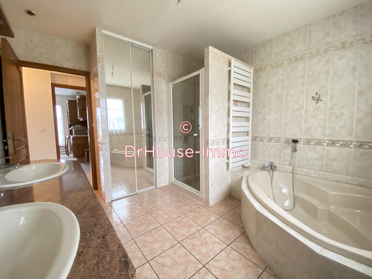 Villa Saint-Avertin - 5 chambres - 190m²